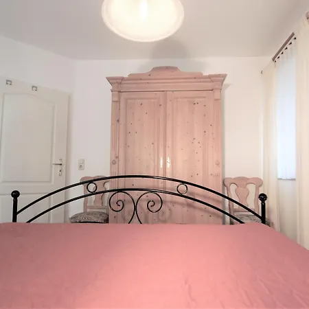 Appartement Birkmaase 12 - Kapitaenshaus Jacqueline 4-sterne Komfort Im Eg Links